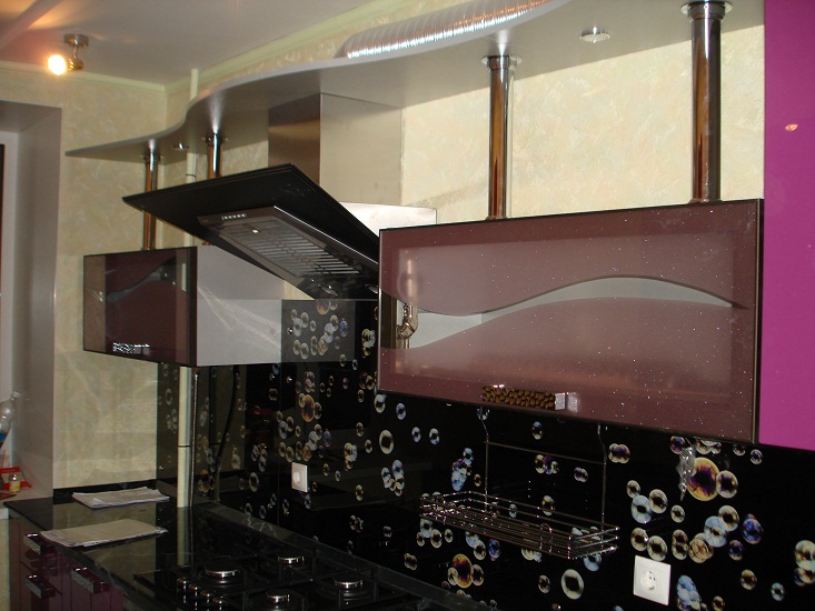 Фото 1 Кухонный гарнитур Диморфотека. Оригинальный дизайн для любителей нестандартных решений | Кухни на заказ на кухникирова.рф