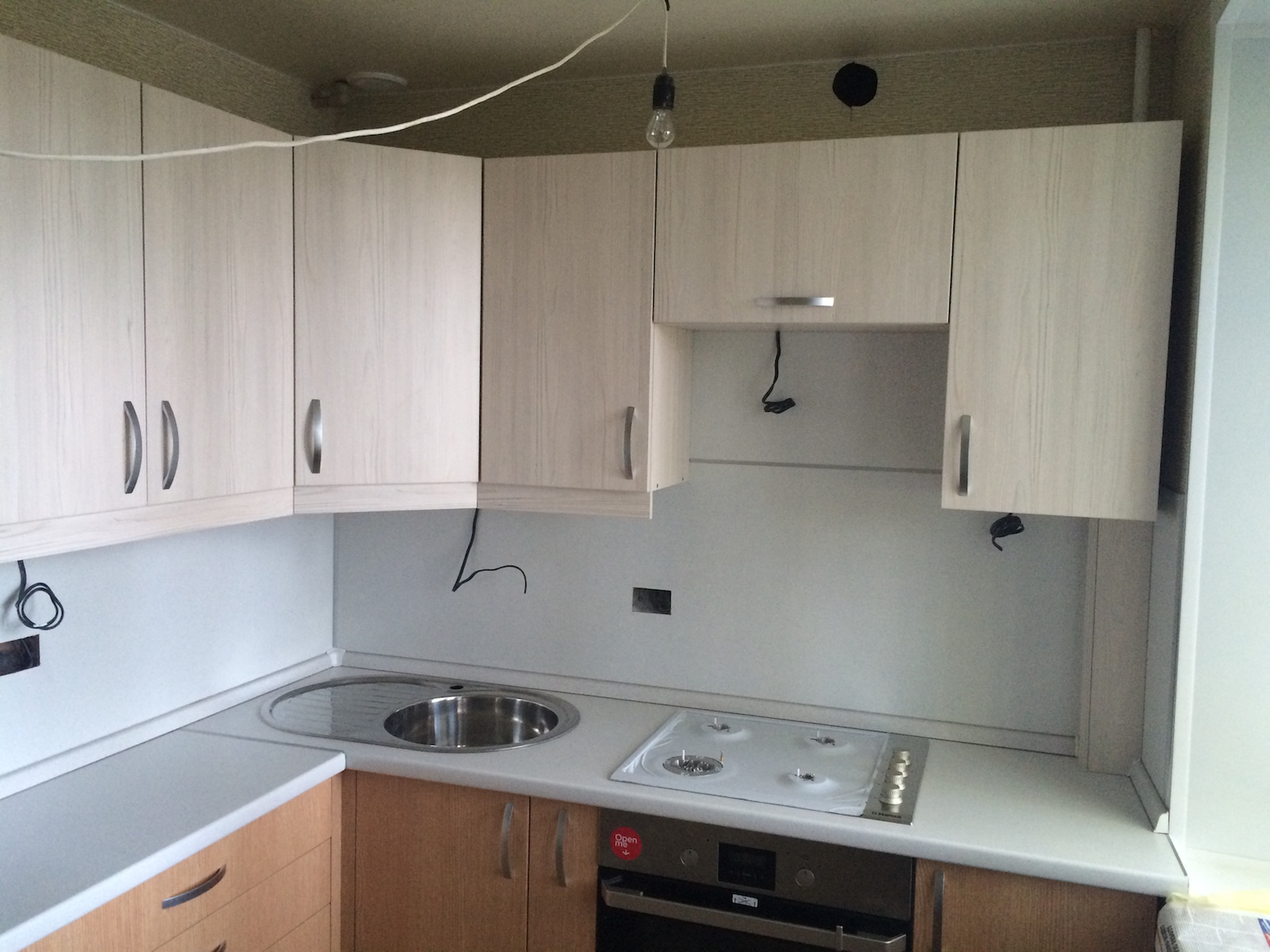 Фото 1 Кухонный гарнитур Эпифиллум. Кухня под дерево от производителя | Кухни на заказ на кухникирова.рф