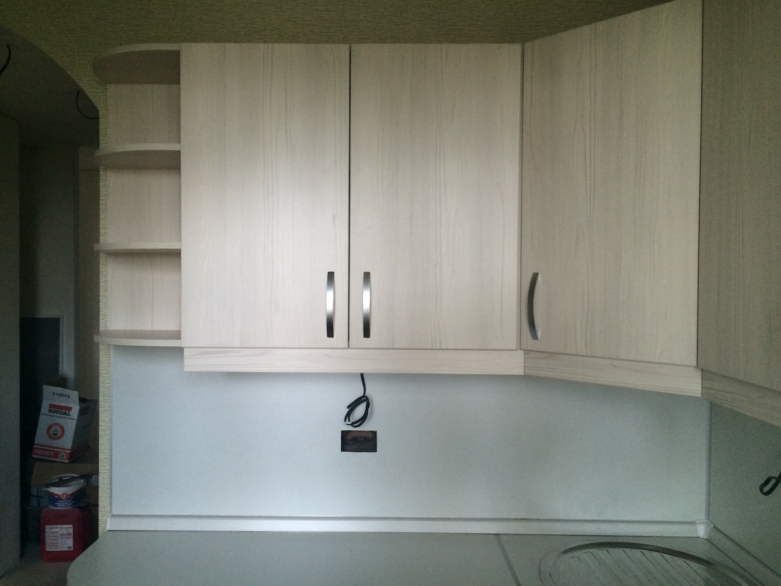 Фото 6 Кухонный гарнитур Эпифиллум. Кухня под дерево от производителя | Кухни на заказ на кухникирова.рф