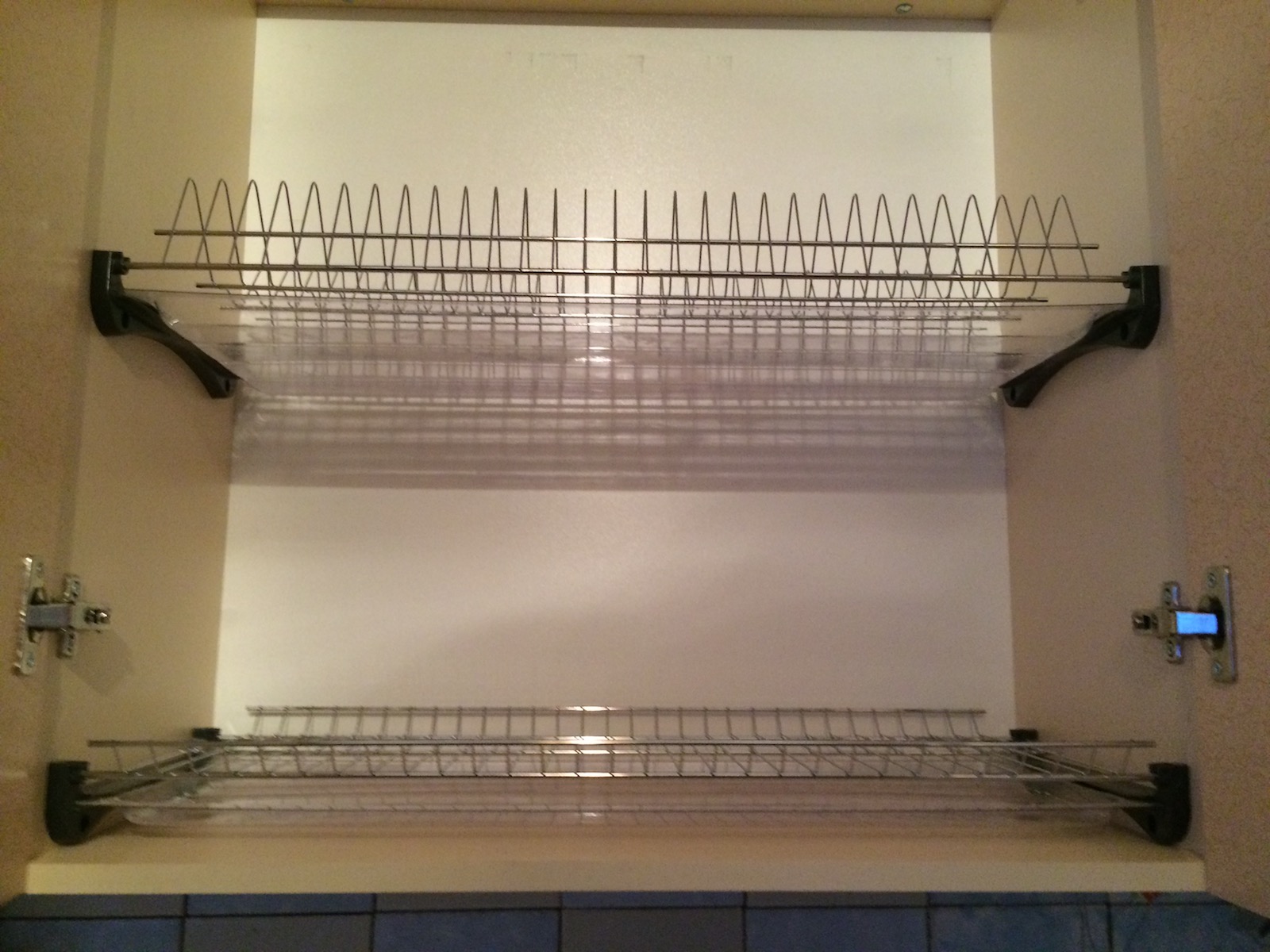 Фото 5 Маленький кухонный гарнитур Крем. Фасады и корпус из ЛДСП | Кухни на заказ на кухникирова.рф