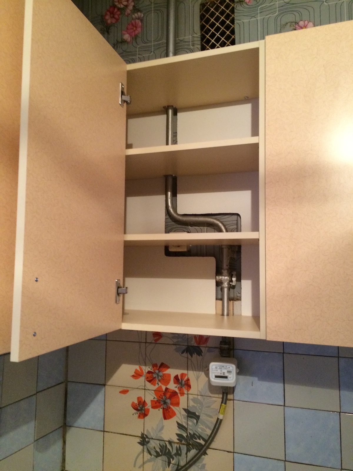 Фото 6 Маленький кухонный гарнитур Крем. Фасады и корпус из ЛДСП | Кухни на заказ на кухникирова.рф